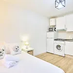 Appartement Traviesa 22 *