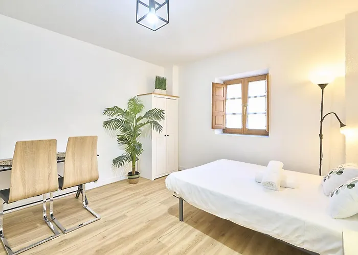 Traviesa 22 * Salamanca